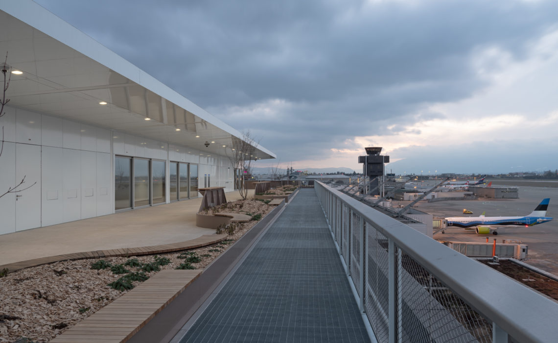 © CHRISTIAN DUPRAZ ARCHITECTURE OFFICE © PANORAMA - GENEVA AIRPORT © LAURA KELLER